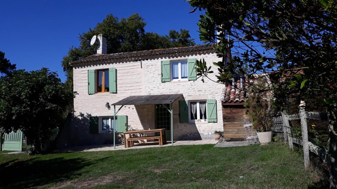 Gite Des Gravets Sigalens Экстерьер фото