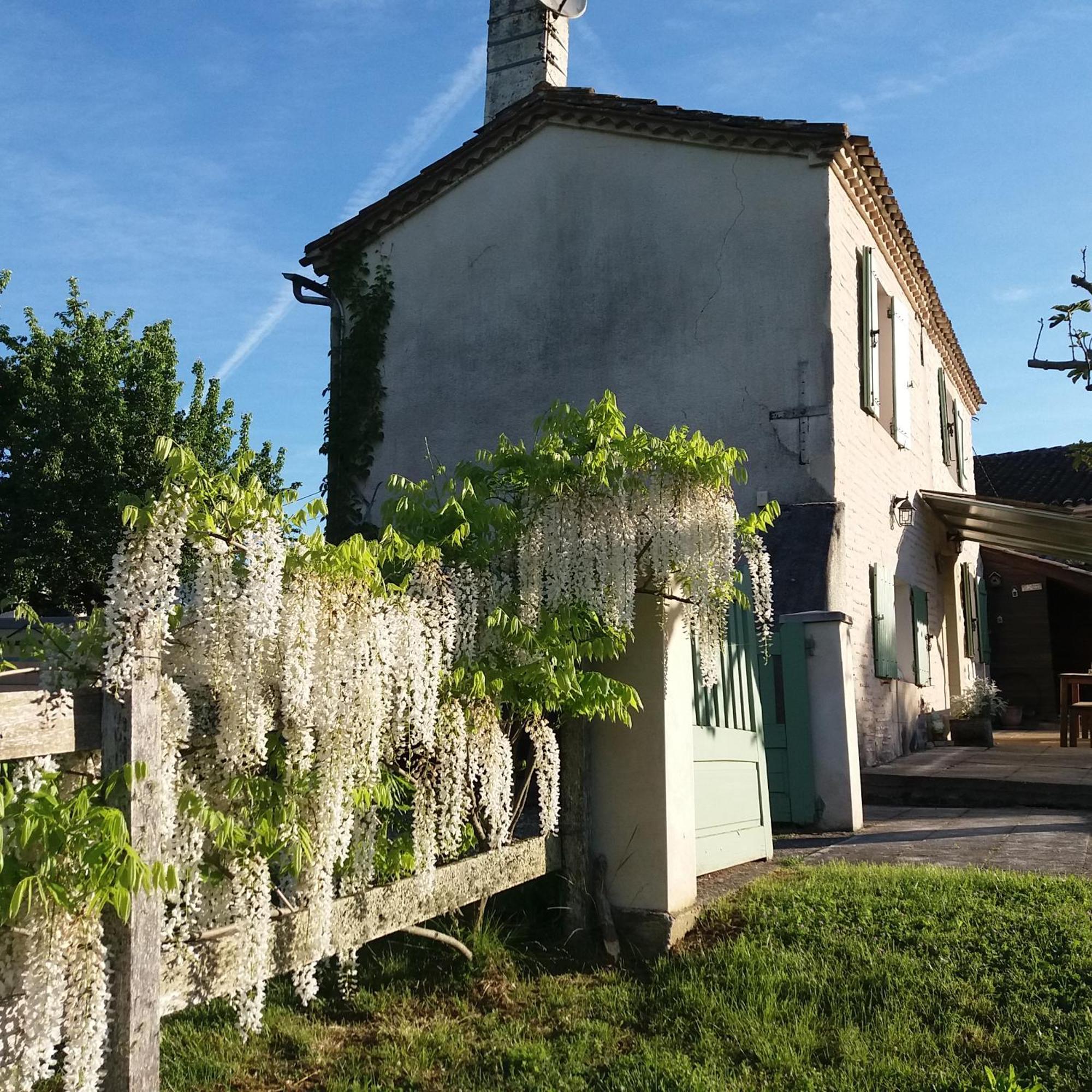 Gite Des Gravets Sigalens Экстерьер фото